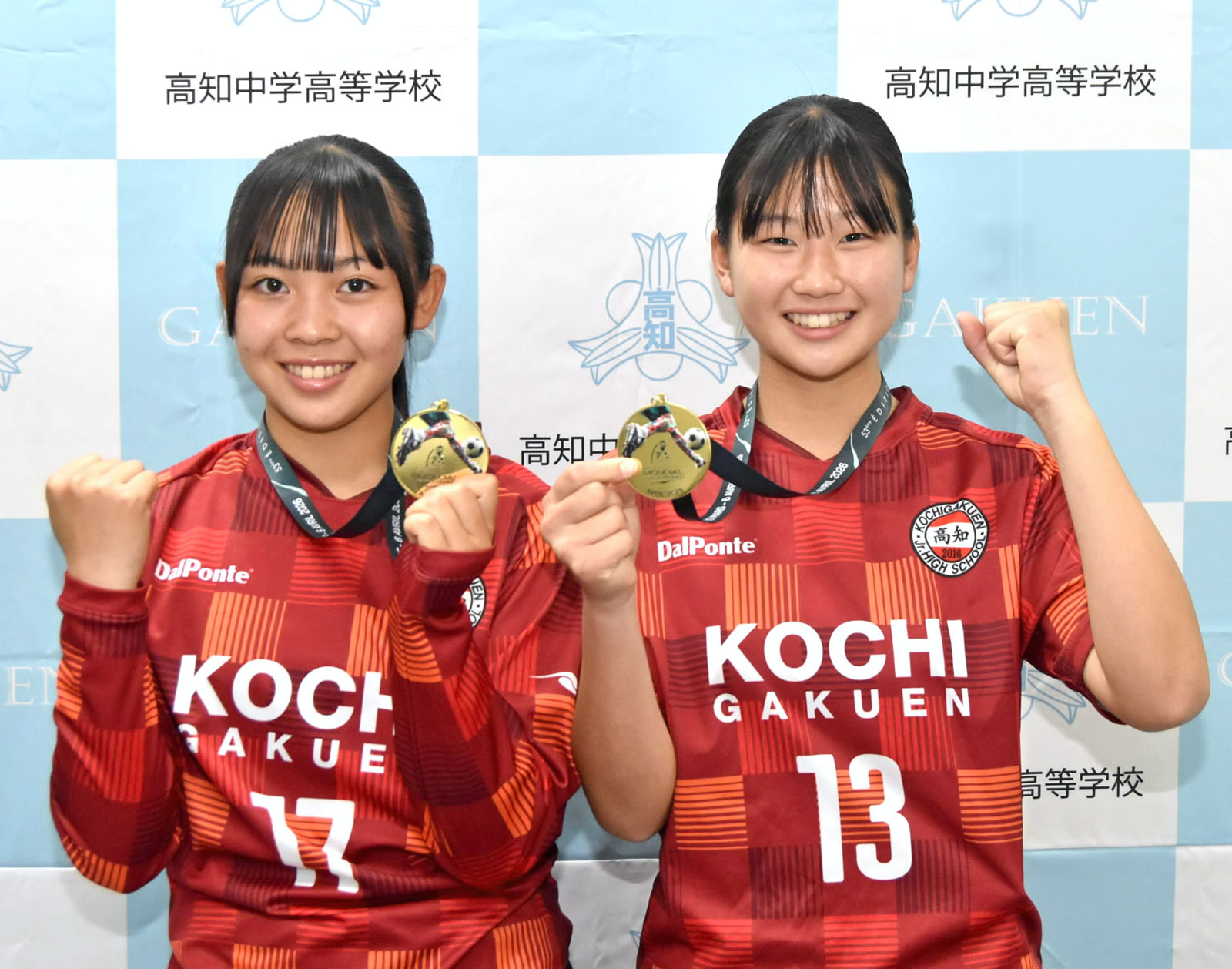 サッカーU―16女子日本代表、高知高の川原・畠中両選手 国際大会