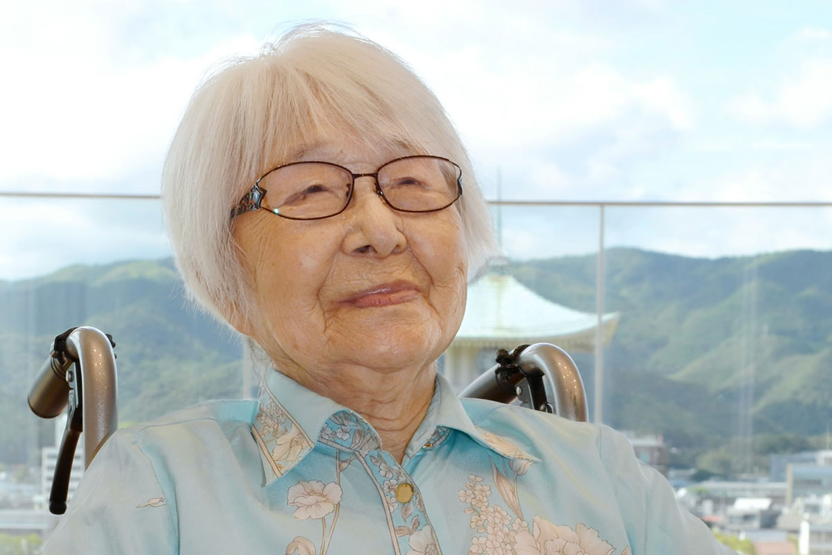 96歳、衰えぬ執筆意欲 10年がかりで仕上げた大作を自費出版―やいろ