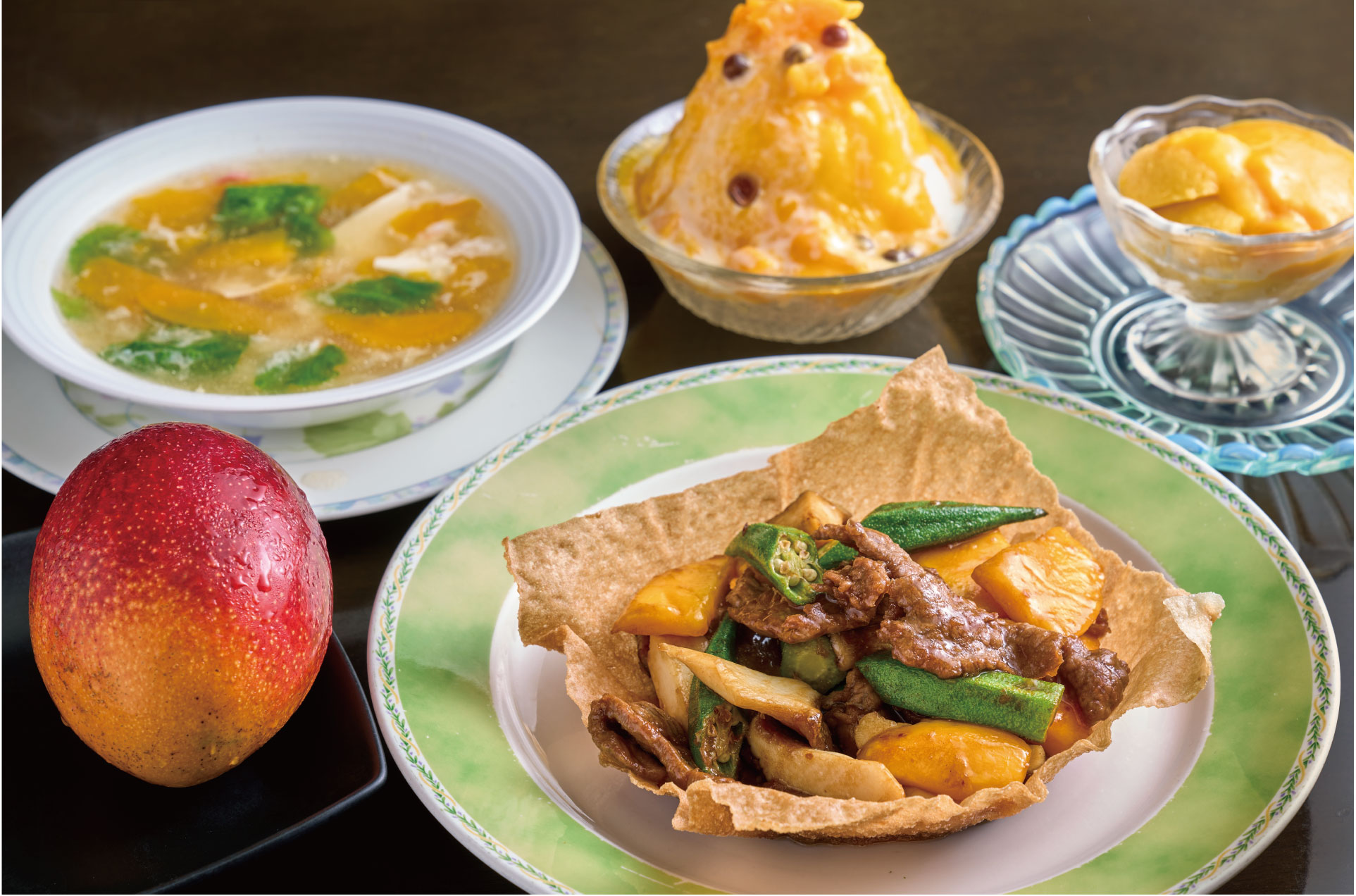 新装版　中国料理百科事典　(送料込み) 美食日和2026年6月】新中国料理 彩華 | 高知新聞