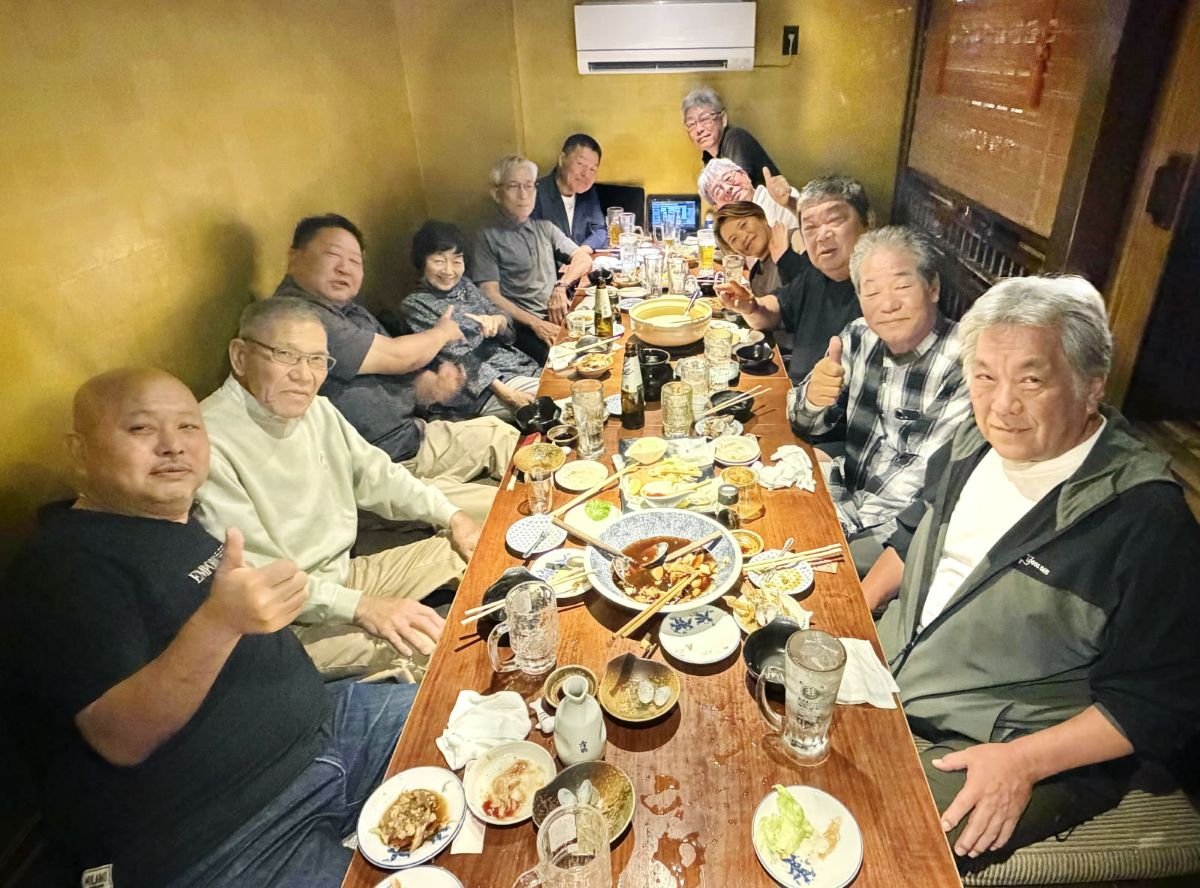 チーム「TAKAO」昭和100年に同窓会―おきゃく | 高知新聞
