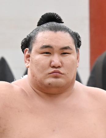 横綱豊昇龍が秋場所休場 3場所連続、右膝痛で | 高知新聞