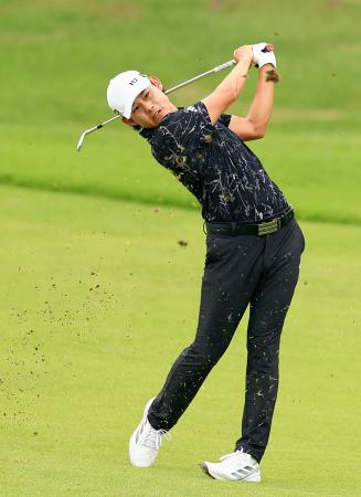 大西魁斗が60で回り首位浮上 男子ゴルフ第3日 | 高知新聞