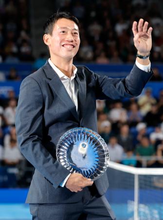 錦織「テニスが大好き」と感慨 東京・有明で引退セレモニー | 高知新聞