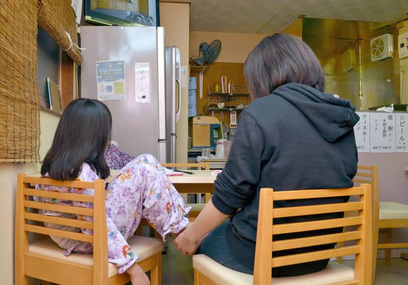 新型コロナ 声 高知から 生活困窮 母子世帯の悲鳴 高知新聞