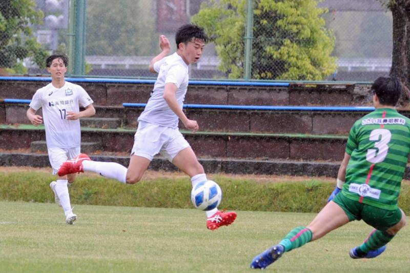 サッカー天皇杯高知県予選 高知大 連年の決勝進出 ｋｕ南国とのｐｋ戦制す 高知新聞