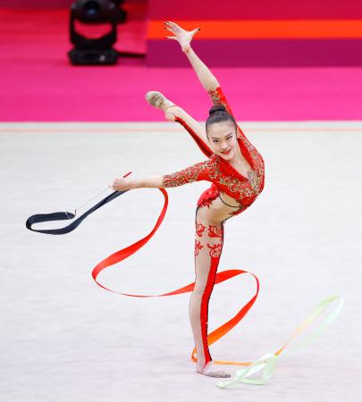 世界新体操個人 喜田純鈴は８位 大岩１３位 ｄ アベリナ４連覇 高知新聞