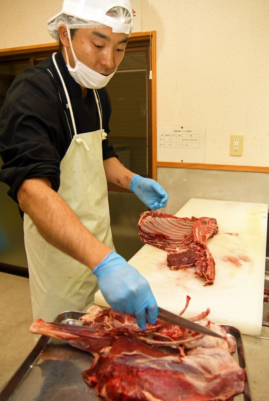 香美市のジビエ 身近な食材に 移住男性が捕獲から解体 出荷まで 加工施設を運営 高知新聞