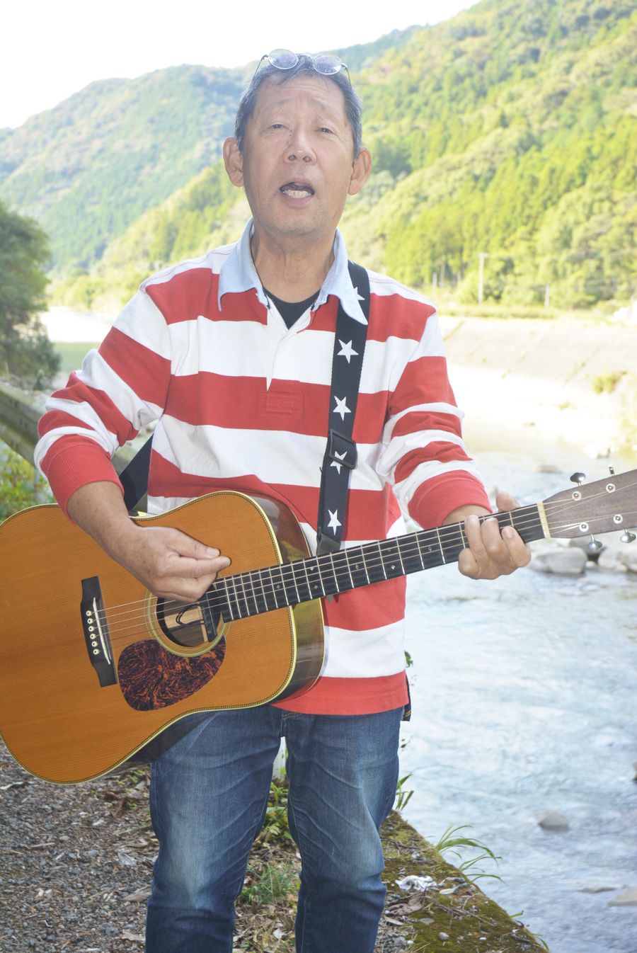 高知のフォークシンガー豆電球さんが集大成アルバム 音楽活動５０年 不変の高知愛 高知新聞