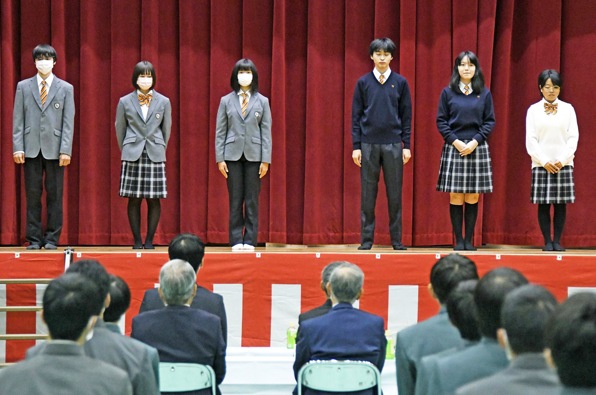 東工業高等学校 学生服