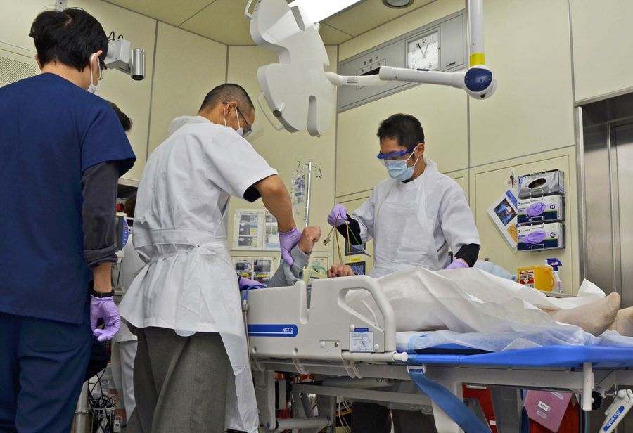 高知大病院で救命士初実習 南国市消防から受け入れ 高知新聞