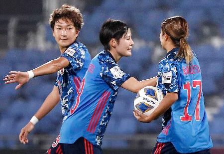 なでしこ 連勝で１次リーグ突破 ベトナムに３ ０ アジア杯 高知新聞