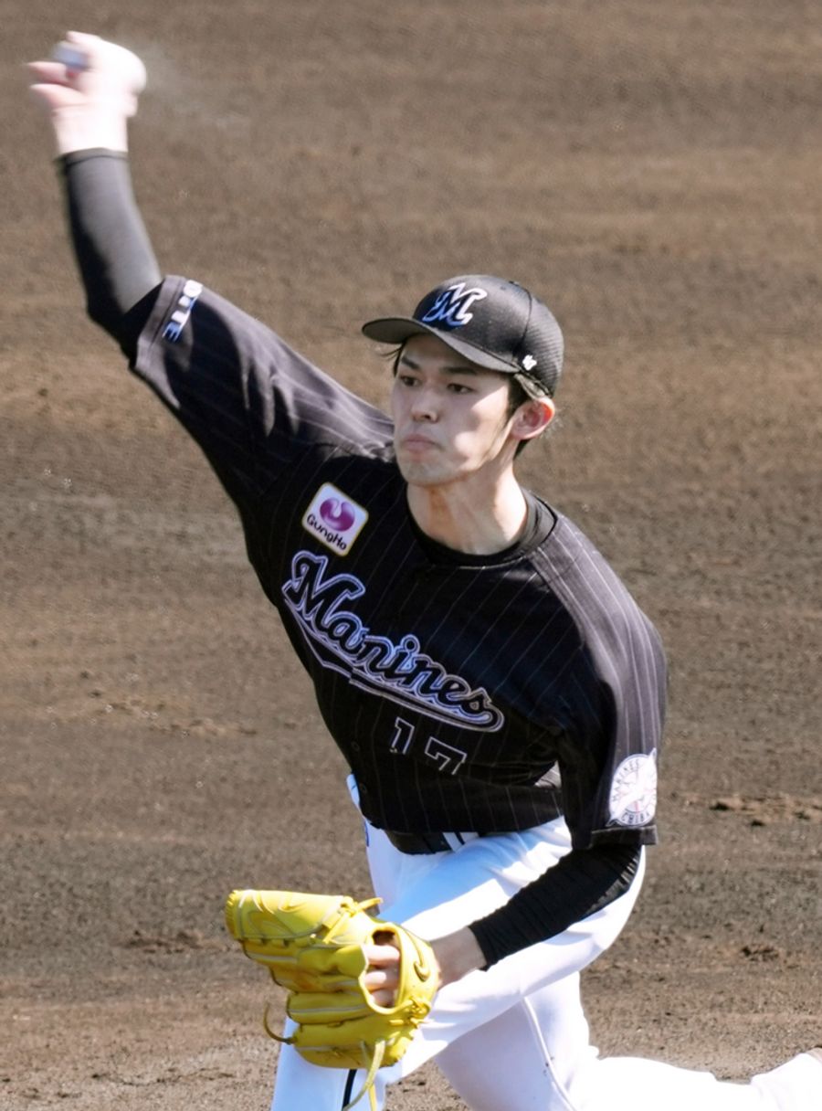 先発したロッテの佐々木朗希投手