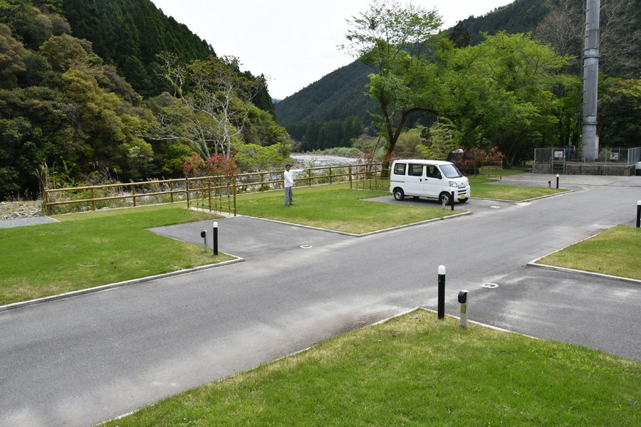 ２３日にオープンする清流の里野根川オートキャンプ場（写真はいずれも東洋町野根乙）