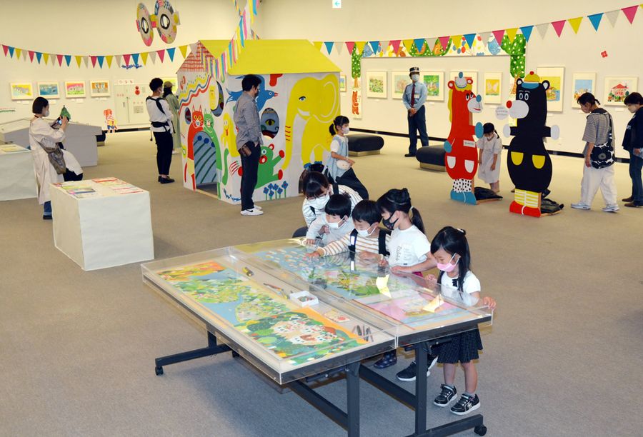 絵本も作品展も「子どもたちが楽しめるもの」がコンセプト