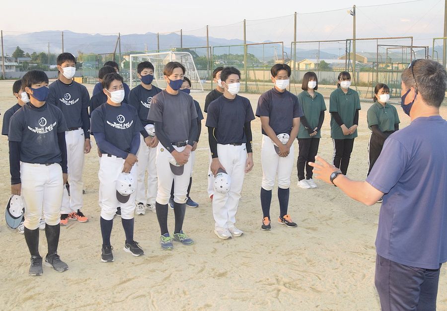 県体の晴れ舞台に無事立つために 高校生コロナ警戒 屋外競技も 高知新聞