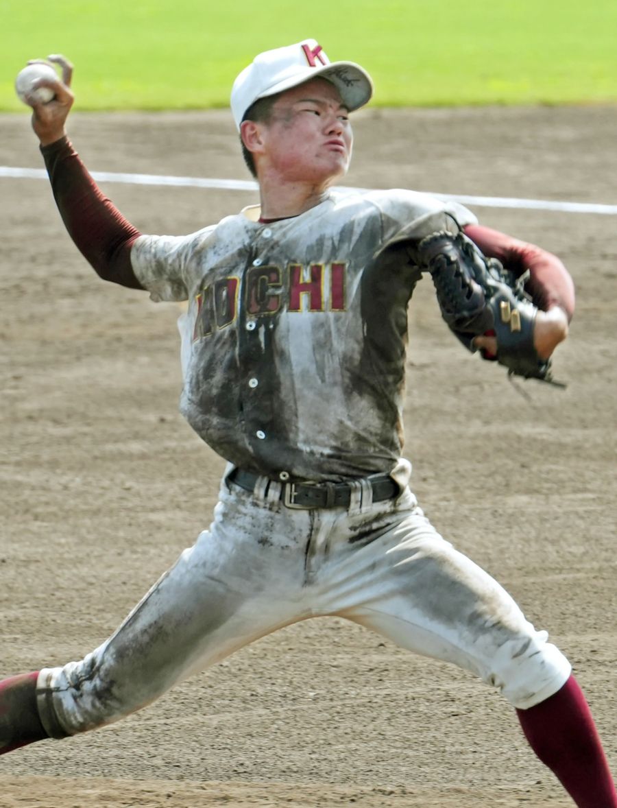 高知15安打及ばず 主将谷崎「全力出し切れた」 高校野球高知大会決勝 高知新聞
