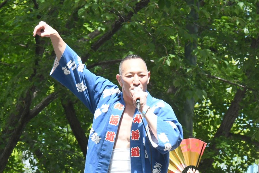 第1回から歌手などとして参加し、ミスターYOSAKOIソーランと呼ばれる宮本毅さん