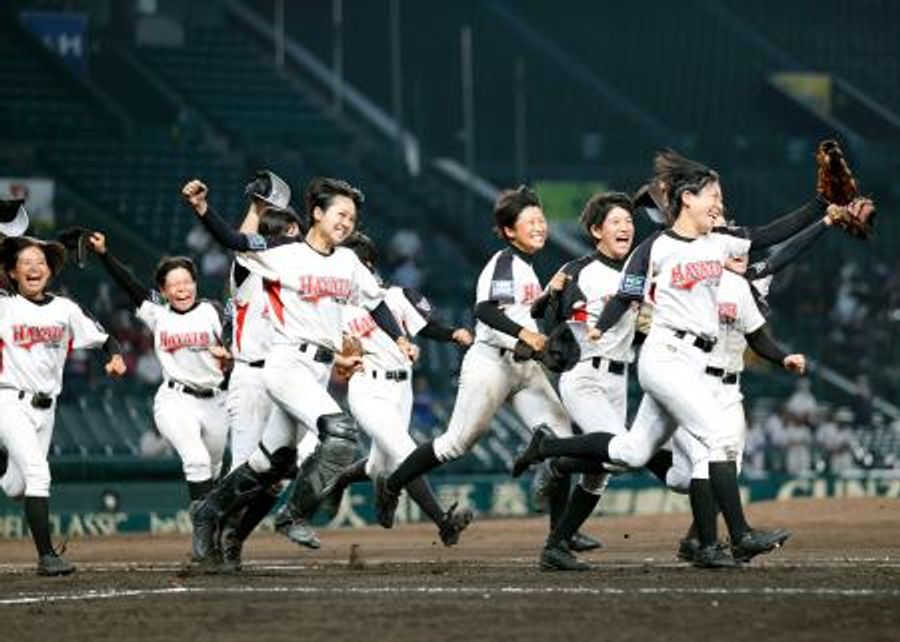 高校女子硬式野球、横浜隼人初V 甲子園で決勝、開志学園を下す 高知新聞