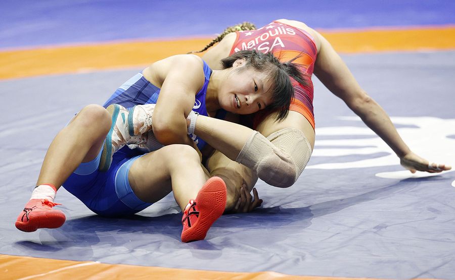 桜井、強敵撃破し頂点 組み手で海外勢圧倒 レスリング世界選手権 高知新聞