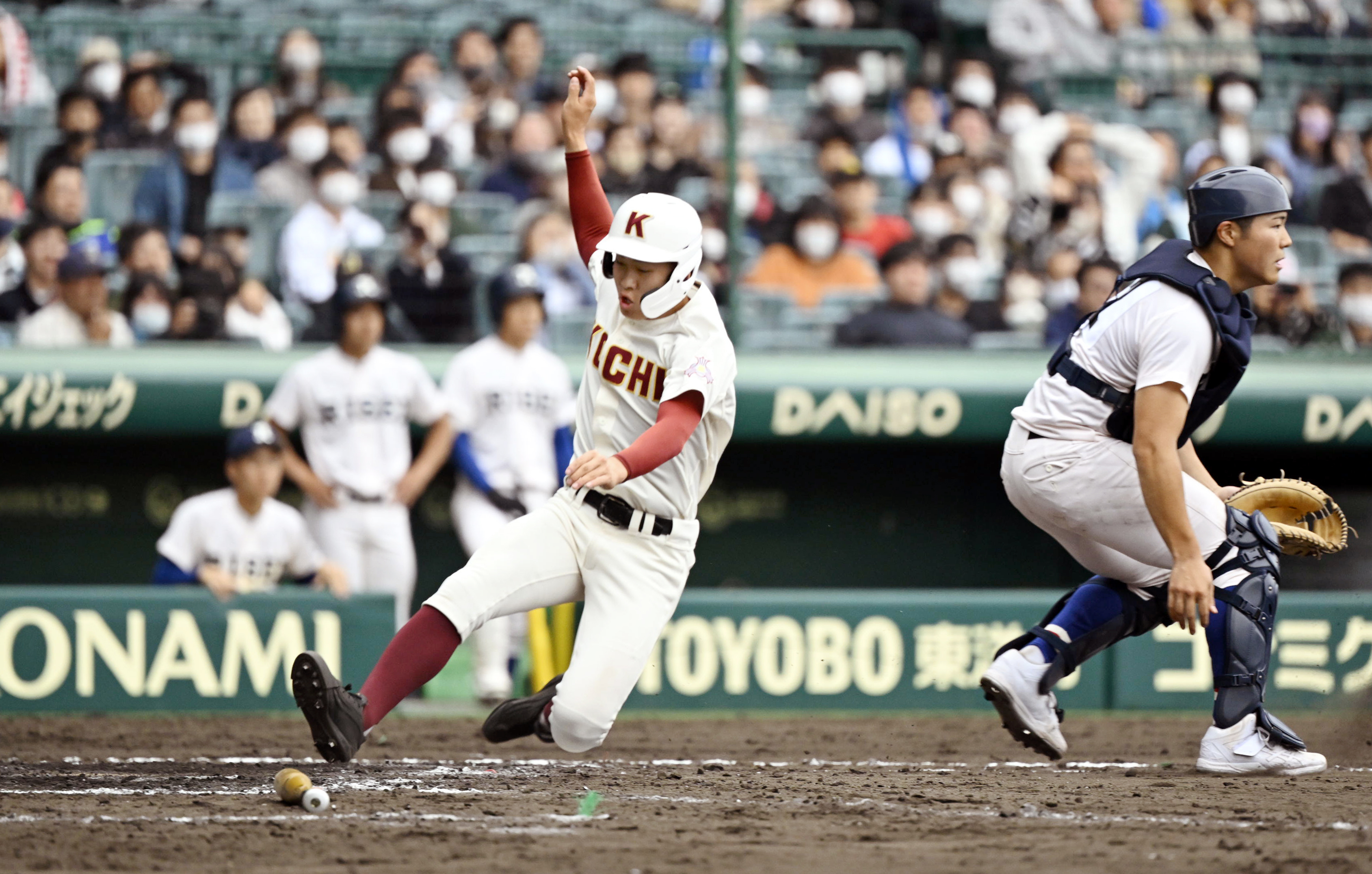 写真18枚】センバツ、高知が3回戦進出 履正社に3―2で逆転勝利