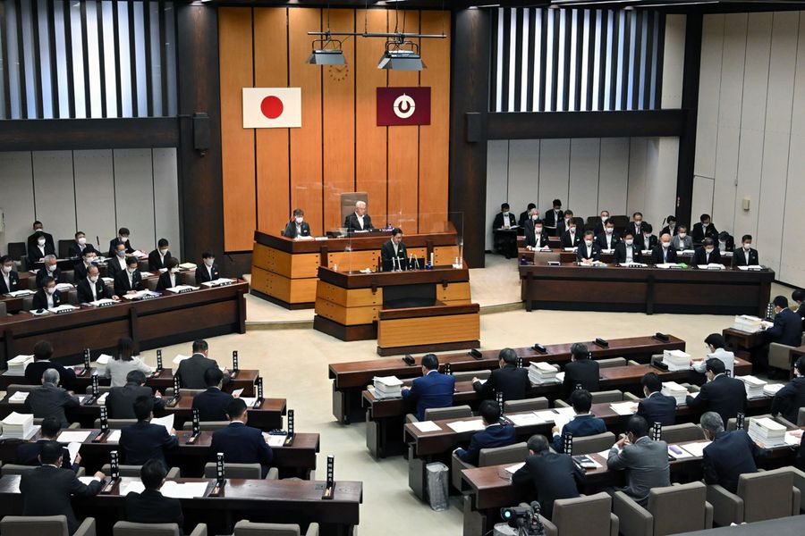 政治家と旧統一教会を巡る意見書案を否決した昨年の県議会９月定例会（県議会棟）