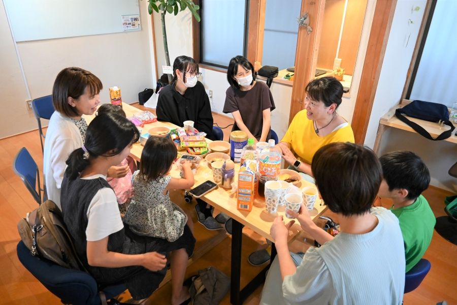 子育て世帯の新しい働き方を目指し、子ども連れOKの「コワーキングスペース」がオープンします（写真はいずれも高知市中須賀町）