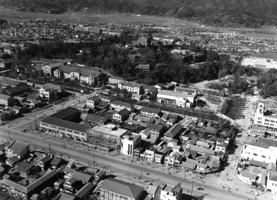 昭和２８年（１９５３年）の高知城周辺
