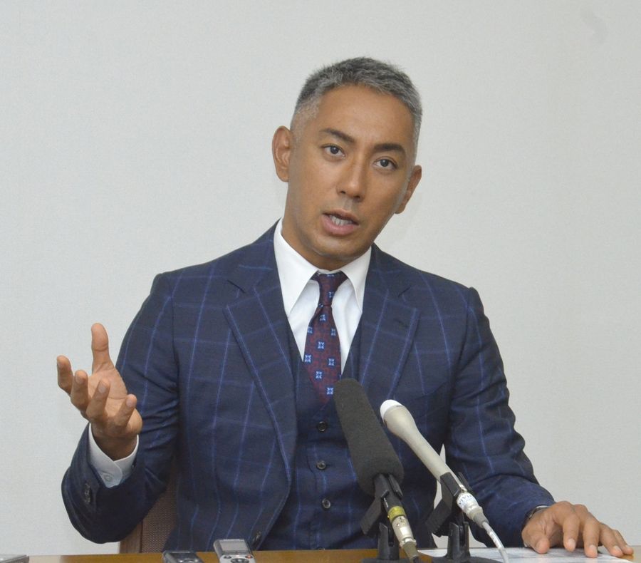 「『毛抜』は少しだけハードルが高い演目」と話す市川團十郎（東京都内）