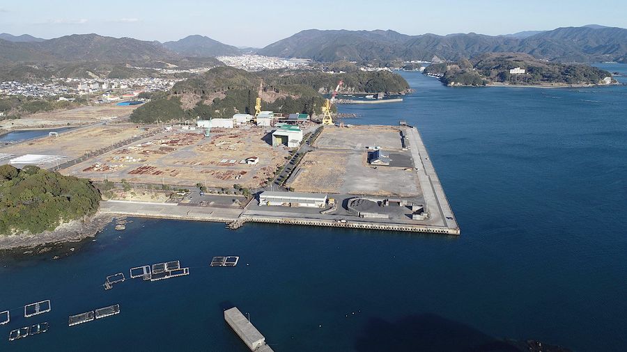 宿毛市の宿毛湾港