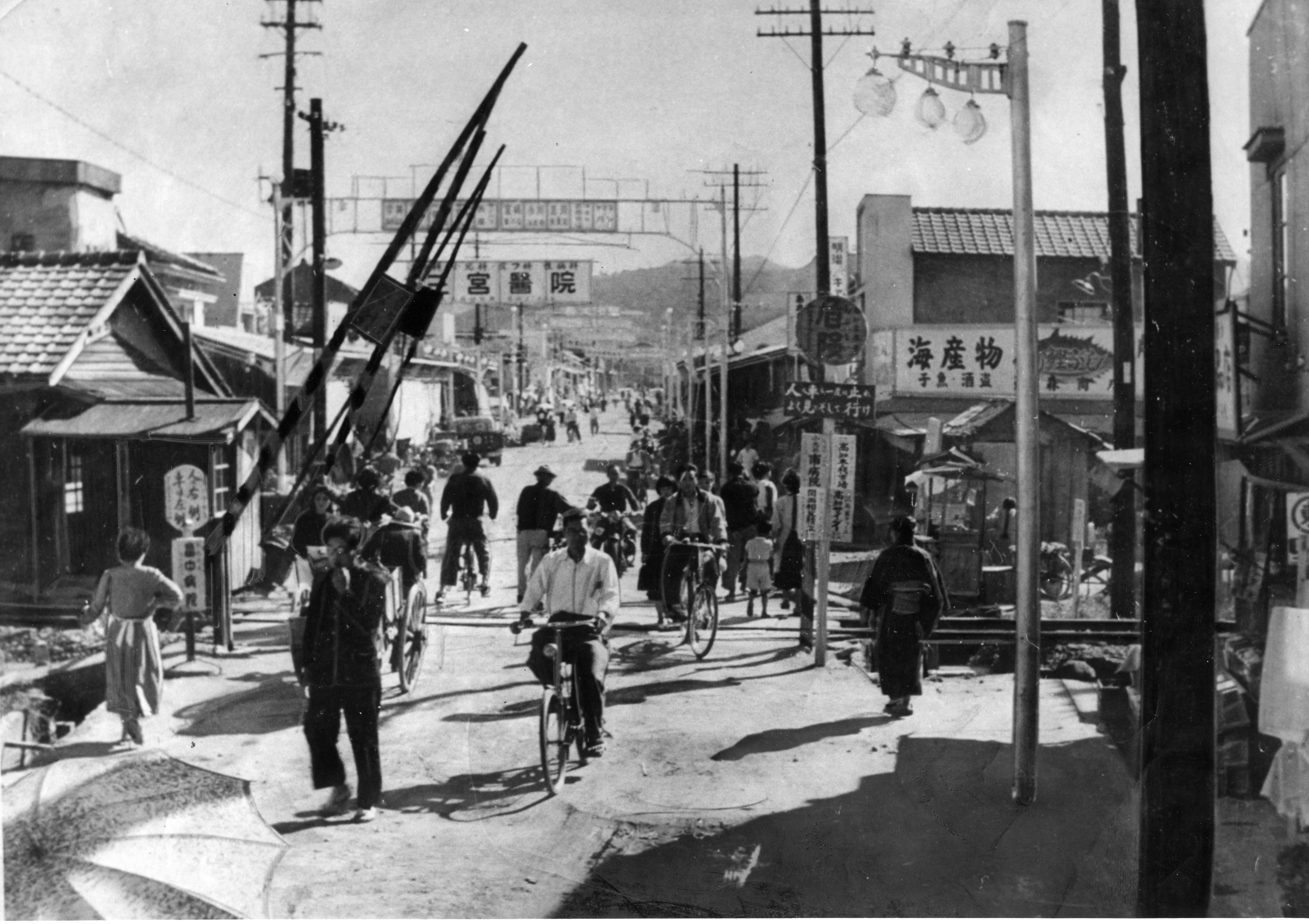 写真でタイムスリップ！○○年前はどんな街？ 今回は高知市の愛宕町