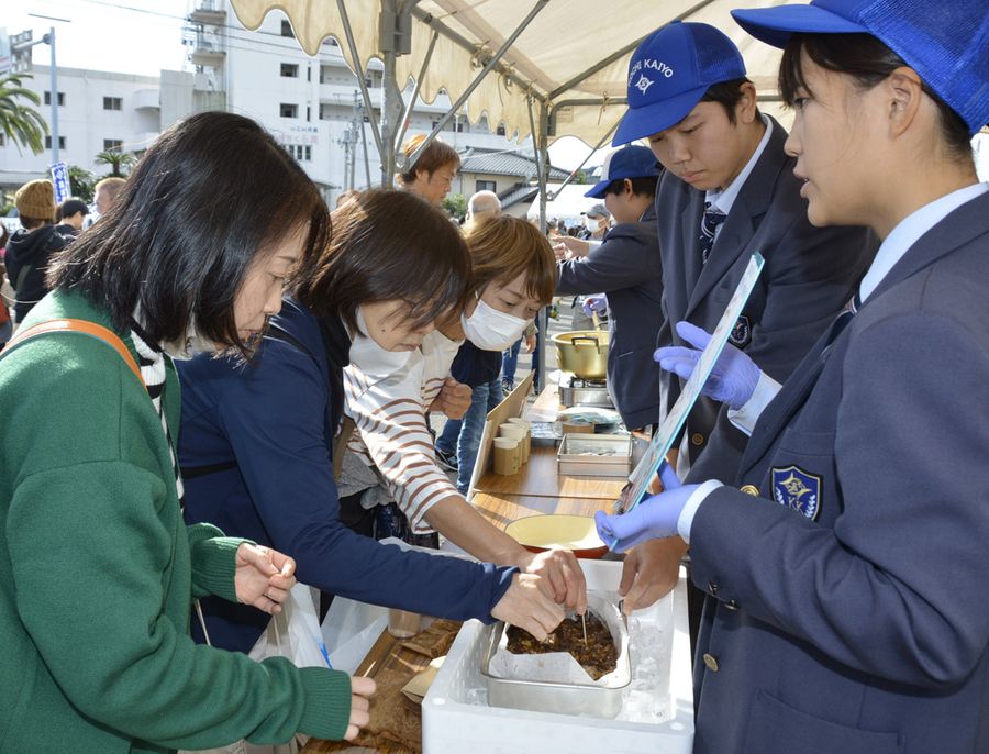 海洋祭ではアンケートも実施