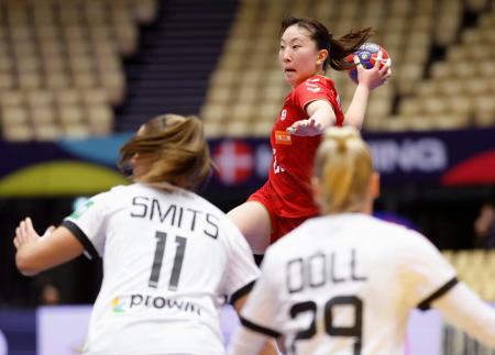 ハンド女子、日本は初戦惜敗 世界選手権、ドイツ 高知新聞