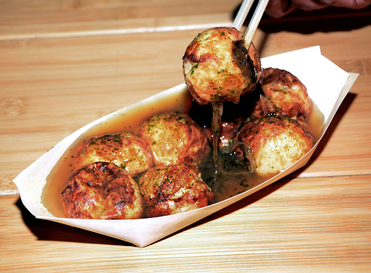とろりだしを食べる 出汁たこ焼き―《自慢のイッピン》ちいきのおと(154