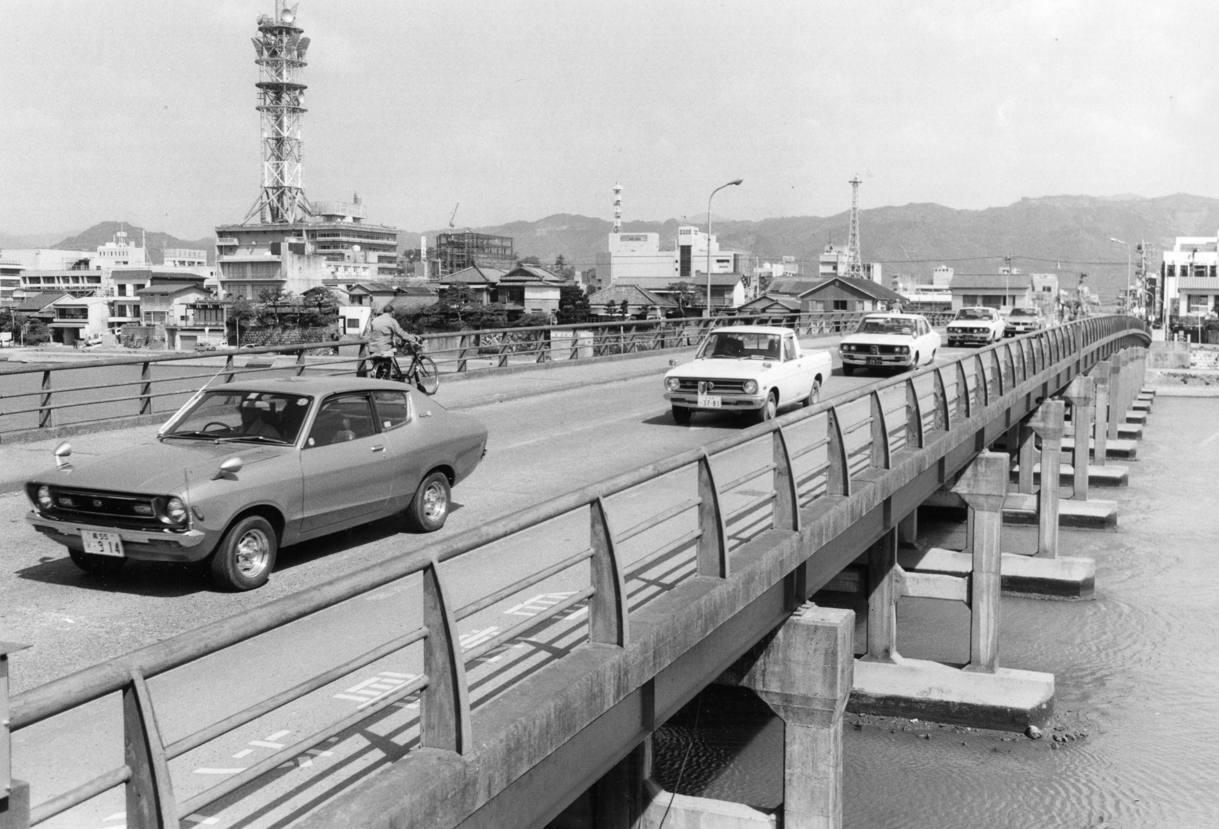 main_3d861d1a99150482482ec27d5