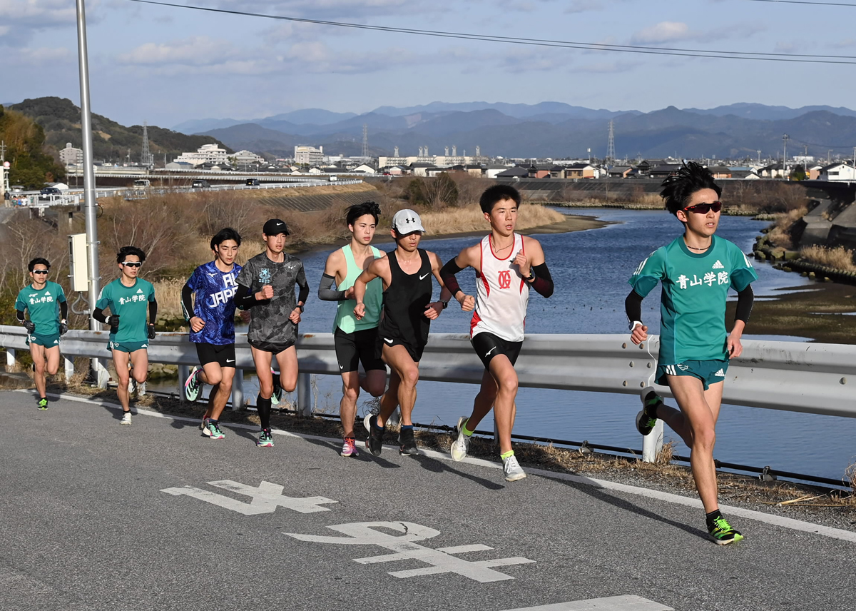 【非売品】箱根駅伝 青山学院大学 2013年 合宿Tシャツ 陸上 駅伝 非売品】箱根駅伝 青山学院 駅伝部 公式ロングTシャツ、Tシャツ