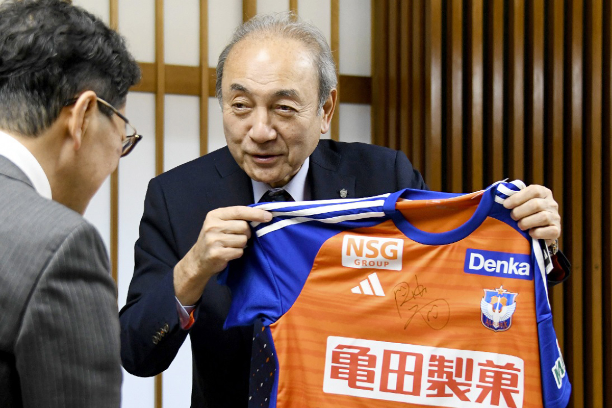 高知で鍛え「てっぺん」狙う J1アルビレックス新潟の社長が高知県