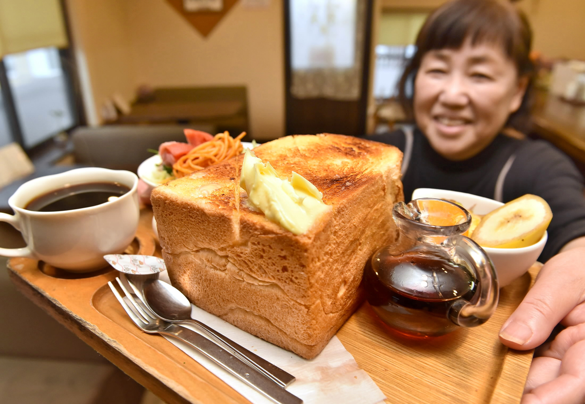 10センチの極厚トースト話題「Cafe 食Do ぶぶ屋」―推し