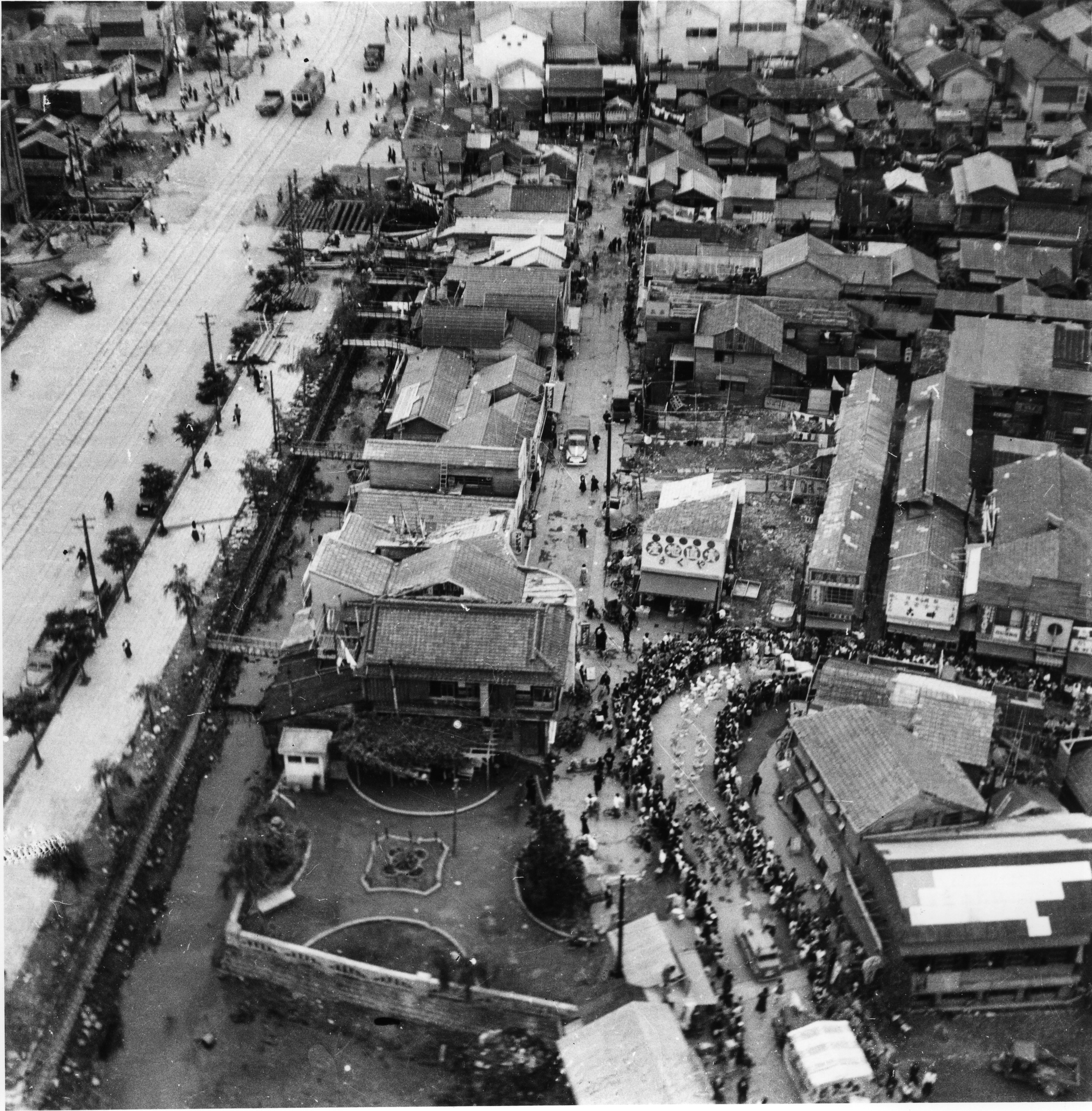写真アルバム　広島市の昭和 広島市の昭和 (写真アルバム) - 人文