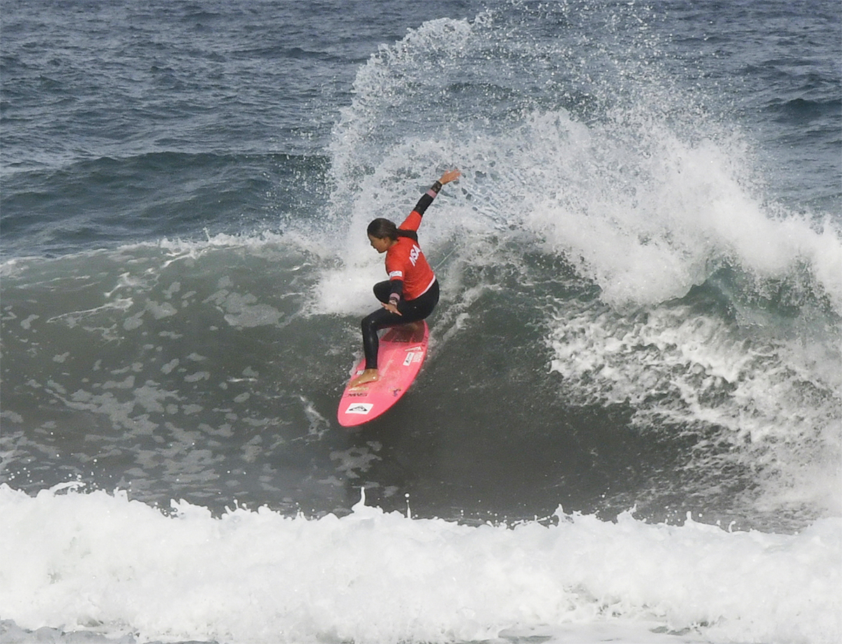 若手サーファーが技競う 全国大会に270人 高知県東洋町 | 高知新聞