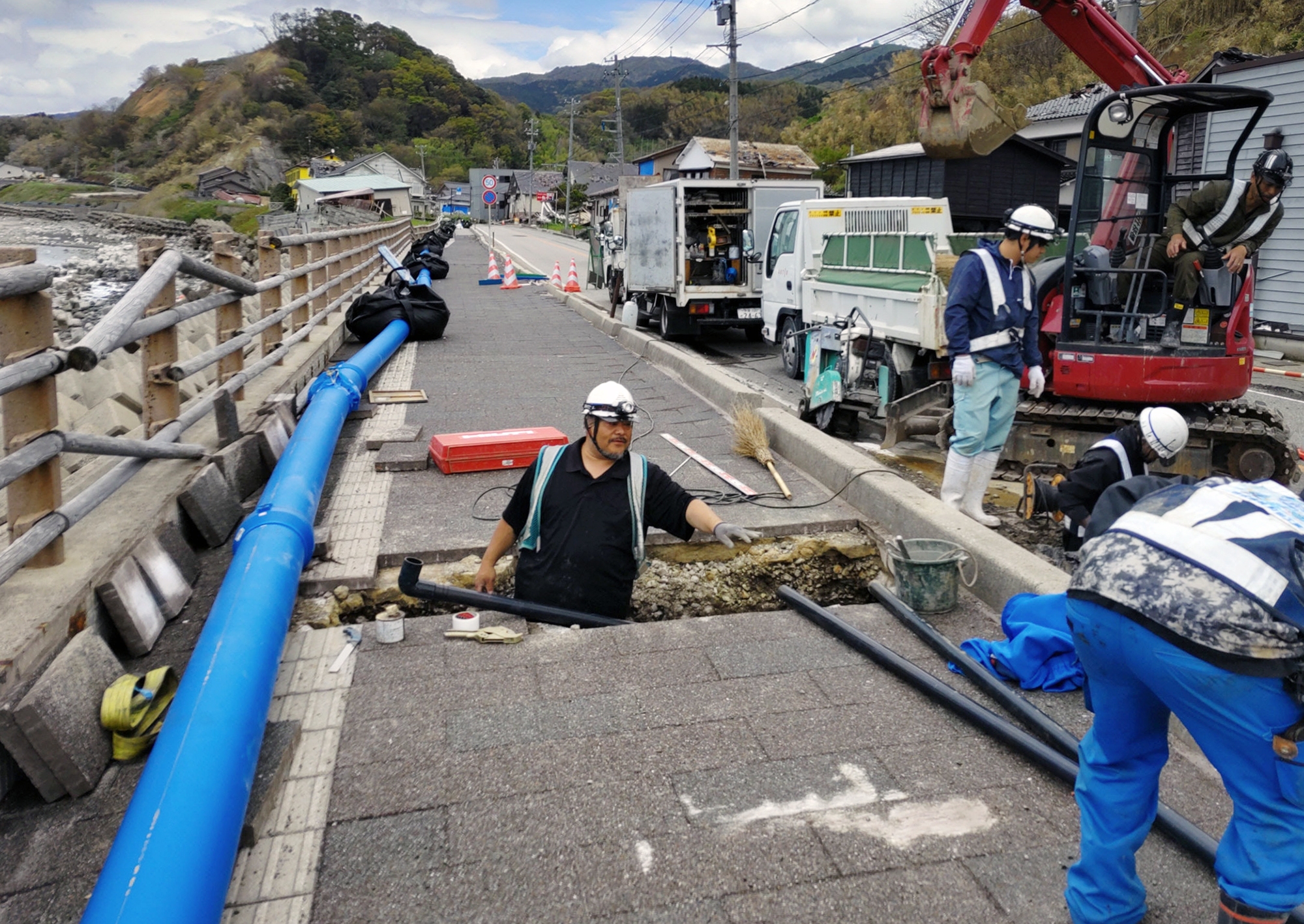 復旧人員足りない」―水の道つなぐ（中）能登が問う高知の今 | 高知新聞