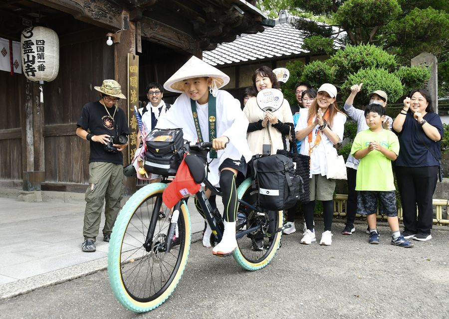 東京まで旅した自転車少年、1400キロ四国遍路挑戦スタート 室戸小 