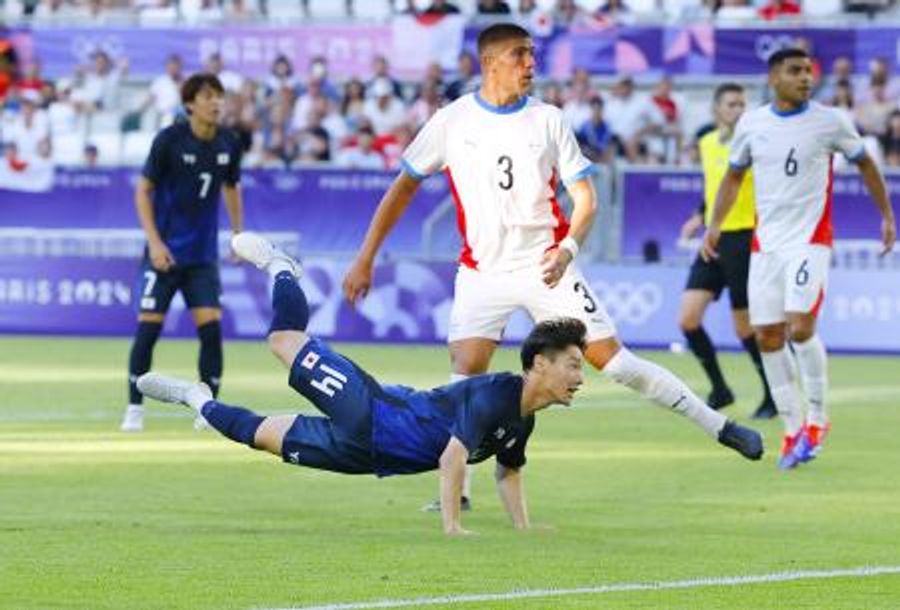 日本、5―0の大勝発進 サッカー男子・24日 | 高知新聞