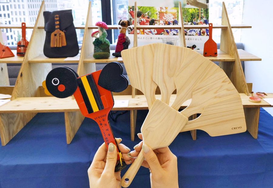 クリエーターの手で再生された鳴子（東京都渋谷区の「クリーマ」）