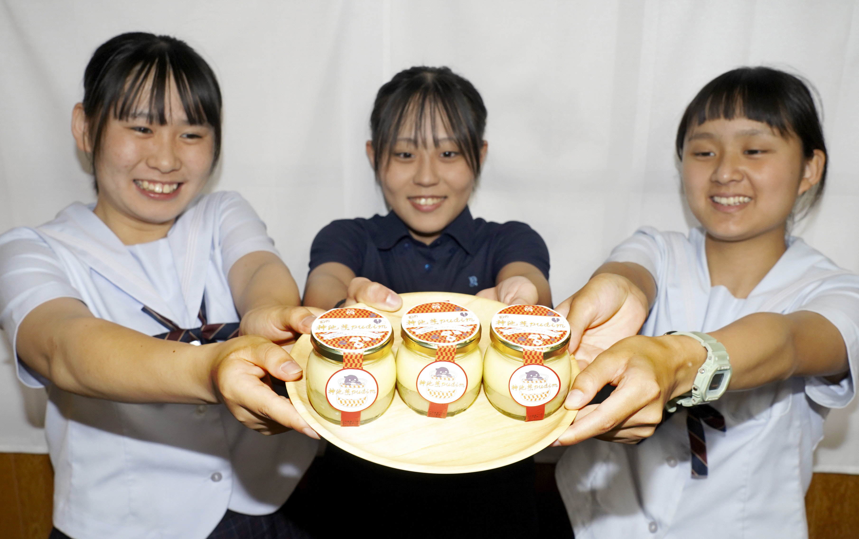 神池の芋をプリンで楽しんで！ 山田高生と菓子メーカーが商品化 高知県