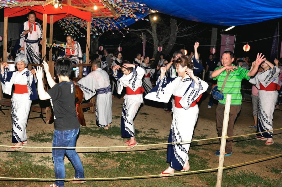 2015年に行われた「瑞応の盆踊り」(佐川町瑞応)