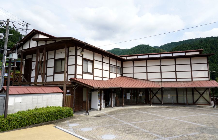 新たに指定管理者を募集している奥物部ふるさと物産館（香美市物部町大栃）