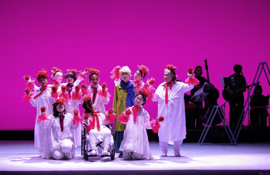 2021年に上演された音楽劇「小さな星の王子さま」(高知市の県立美術館ホール)