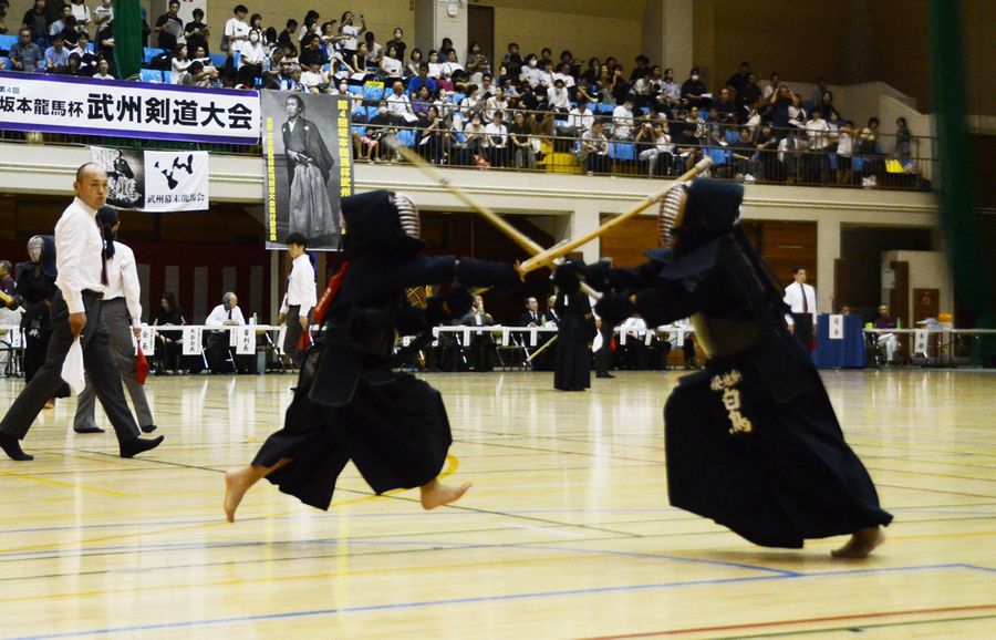 熱戦が繰り広げられた坂本龍馬杯武州剣道大会（東京都東村山市）