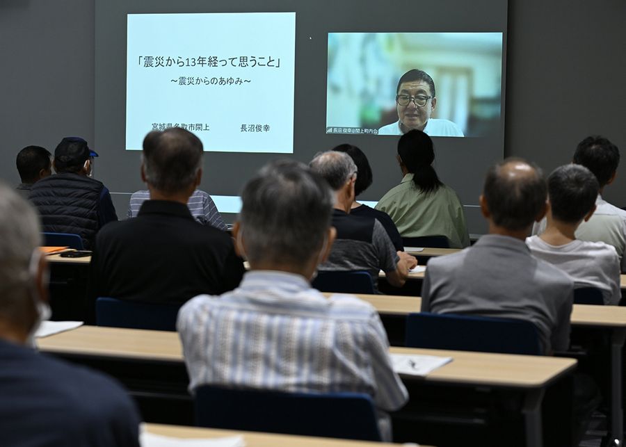 「この地区に津波は来ないと言われていた」と話す長沼俊幸さん（宿毛市希望ケ丘の宿毛市役所）