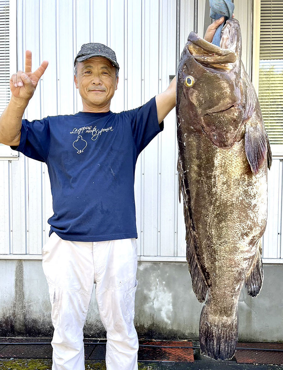 クエ（135センチ、37キロ）―魚信 Fish On! | 高知新聞